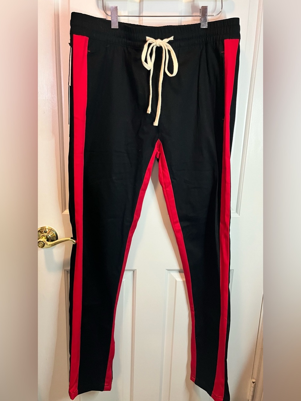 NWT Kayden K Men's Black & Red Stretch Twill Elastic Waist Slim Leg Cargo Pant